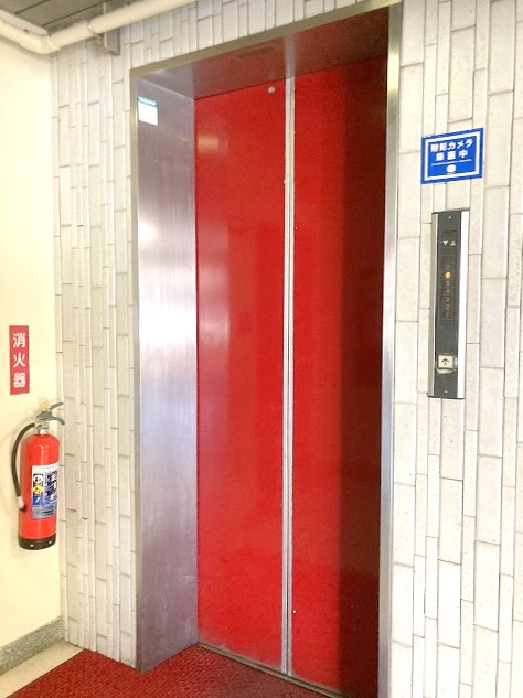 画像:エレベーター
