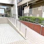 サムネイル：エントランススロープ有