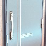 サムネイル：玄関ドア