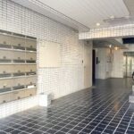 サムネイル:エントランスホール