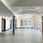 サムネイル：ホール