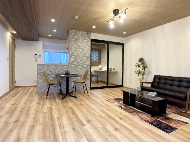 同栄マンション902