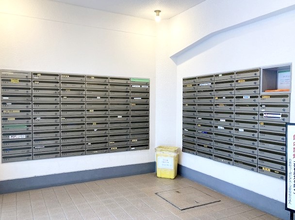 画像:集合ポスト