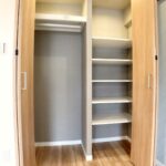 サムネイル：システム収納（洋室１）