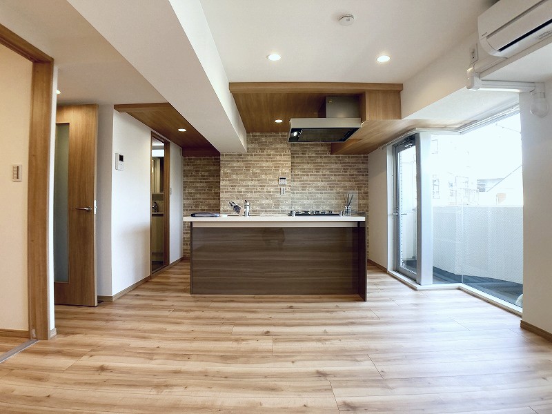 画像:LDK(アイランドキッチン)