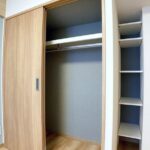 サムネイル:クローゼット&可動棚(洋室2)