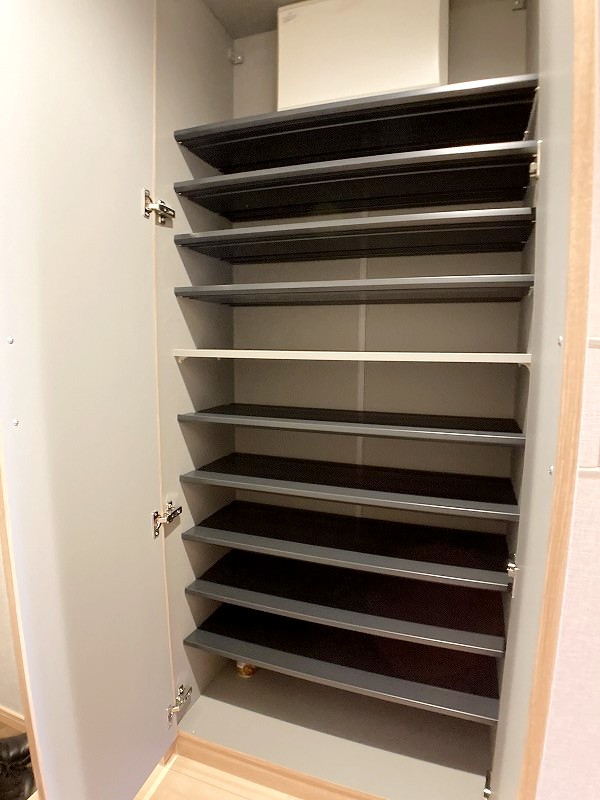 画像:シューズボックス