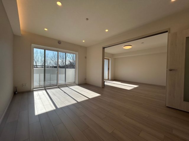 グリーンヒル鴨志田西団地11号棟　301号