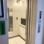 サムネイル:エレベーター