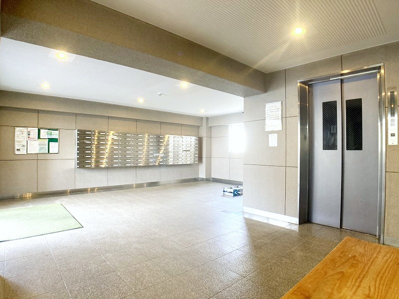 画像:1階ホール