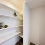 サムネイル：収納棚