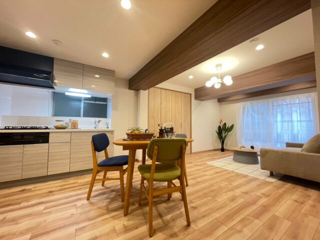 上町マンション101