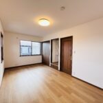 サムネイル：3階メイン洋室